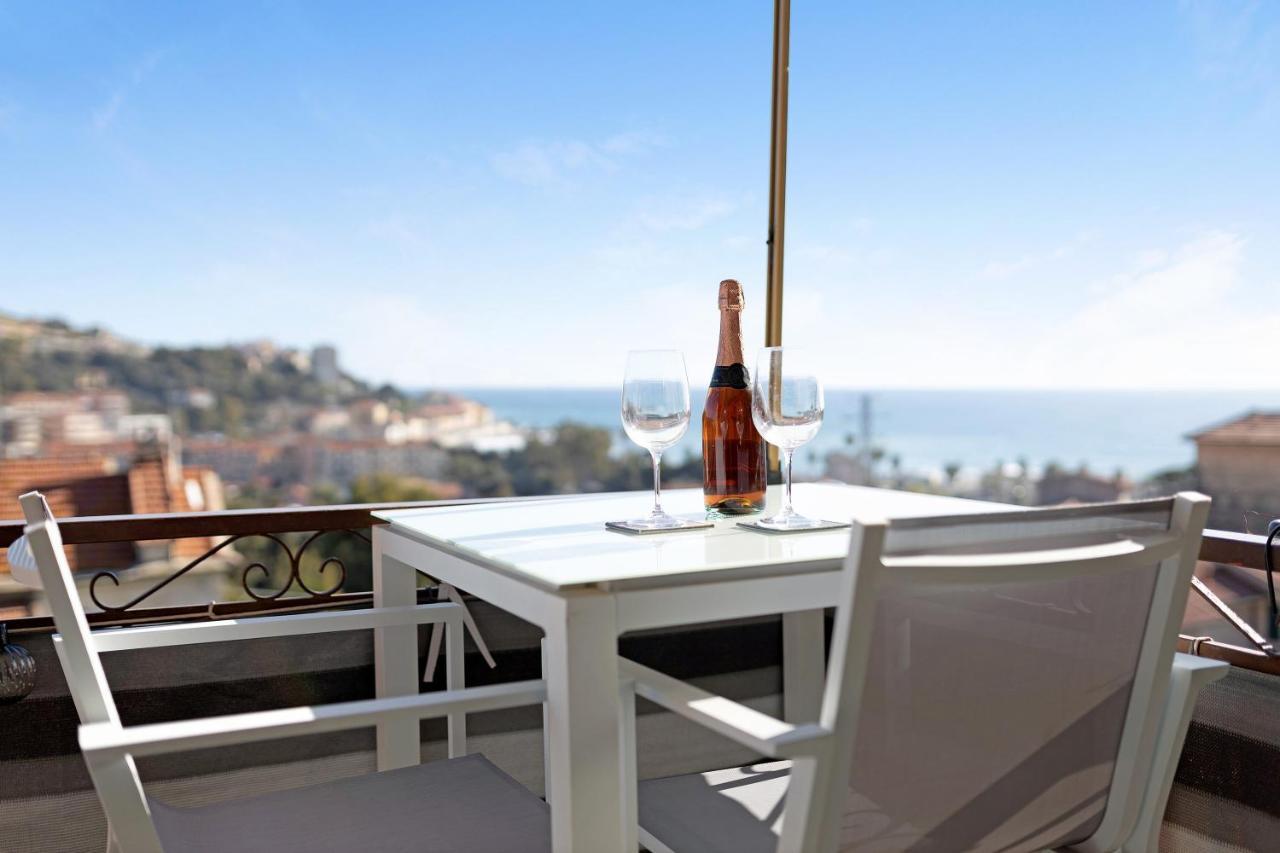 Seaview Apartment 因佩里亚 外观 照片